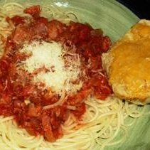 Spicy Tomato and Bacon Pasta