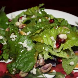 Spring Mix Salad With Pomegranate, Honey Dressing and Toasted P