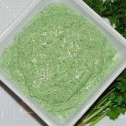 Spinach-Garlic Dip With Pita Triangles & Veggies
