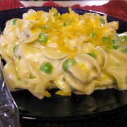 Creamy Chicken and Peas Noodle Toss