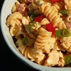 Tangy Buffalo Chicken Pasta Salad