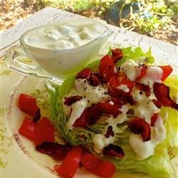 Tasty Blue Cheese Salad Dressing