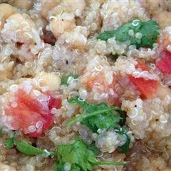 Quinoa with Chickpeas and Tomatoes