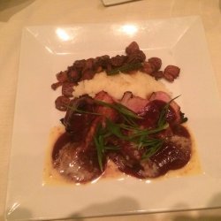 Pork Tenderloin With Red Wine Sauce