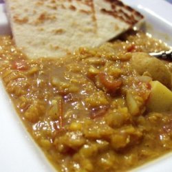 Kuwaiti Red Lentil Soup (Shaurabat Adas)