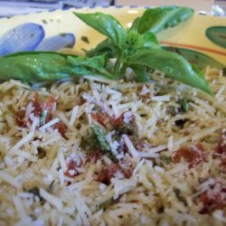 Spaghetti With Macadamia Pesto and Semi-Dried Tomatoes