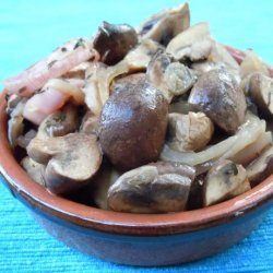 Marinated Mushrooms With Shallots and Thyme