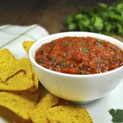 Super Easy Restaurant Style Salsa