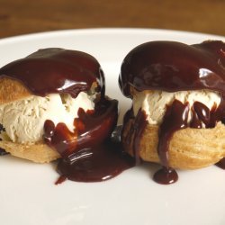 Profiteroles