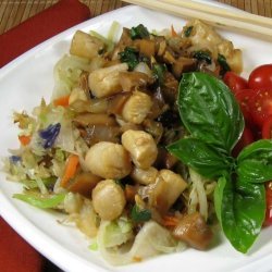 Stir-Fried Scallops With Fresh Basil