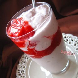 Godiva Strawberry White Chocolate Mint Frappé