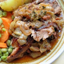 Slow Cooked Lamb With Onions and Thyme