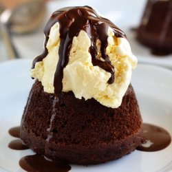 Easy Chocolate Molten Cake