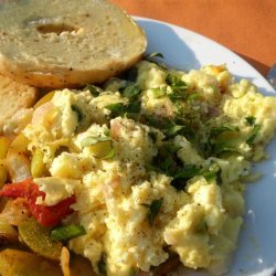 Fluffy Scrambled Eggs With Fresh Herbs