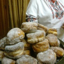 Ukrainian Pampushky Christmas Doughnuts