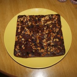 Walnut-Raisin Cake