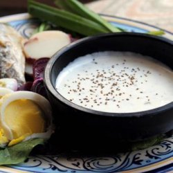 Buttermilk Dressing with Herbs & Green Pepper