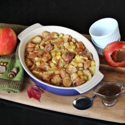 Apple Bread Pudding With Maple Rum Sauce