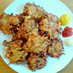 Potato Latkes:  (Potato Pancakes)