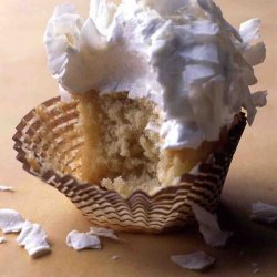 Fresh Coconut Cake With Icing