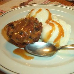 Cinnamon Bread Puddings With Caramel Syrup