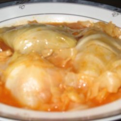 Golabki, (Polish Stuffed Cabbage)