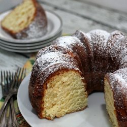 Lemon Sour Cream Pound Cake