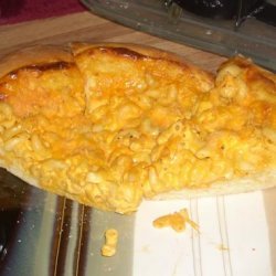 Nikki's Mac-N-Cheese Pizza