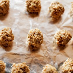 Crispy Peanut Butter Balls