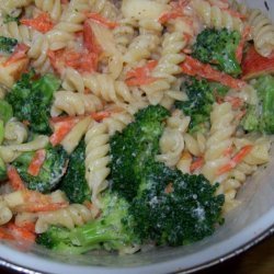 Sweet and Sour Broccoli Pasta Salad