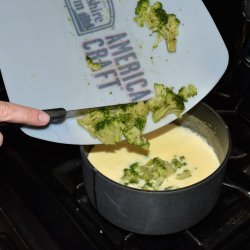 Easy Broccoli Cheese Soup