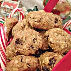 Oatmeal Walnut Raisin Cookies