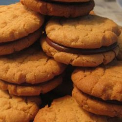 Fudge-Filled Peanut Butter Cookies