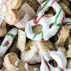 Holiday Chex Mix