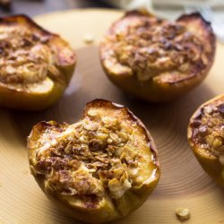 Cheesecake-Stuffed Baked Apples