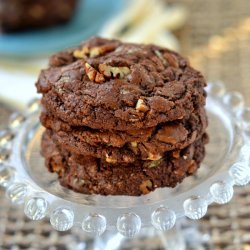 Giant Toffee Pecan Cookies