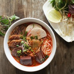 Spicy Soup With Noodle and Beef