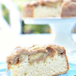 Spiced Apple Coffee Cake