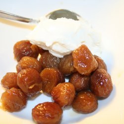 Poached Apricots With Greek Yogurt