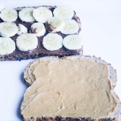 Grilled Peanut Butter and Banana Sandwich