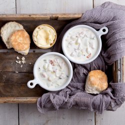 Shrimp chowder with fennel