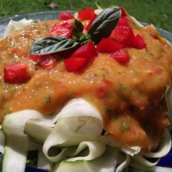 Sweet Marinara over Zucchini (Raw Vegan)