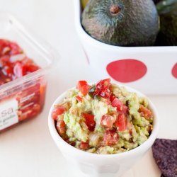 Easy Fresh Guacamole