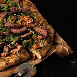 Pesto Steak and Arugula Pizza