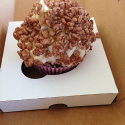 Cocoa Krispies Cupcakes