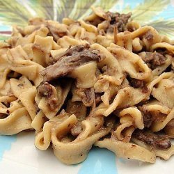 Crock Pot Beef and Noodles