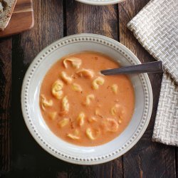 Creamy Tomato Tortellini