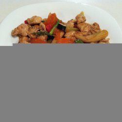 Chicken and Cashews Stir-Fry