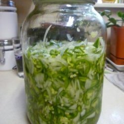 Aunt Linda's Refrigerator Pickles