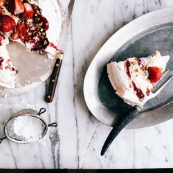 Strawberry Pavlova